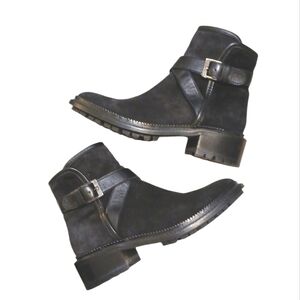 Aquatalia Women's Oreena Black Suede Lug Sole Ankle Boot Moto Boot sz 6.5